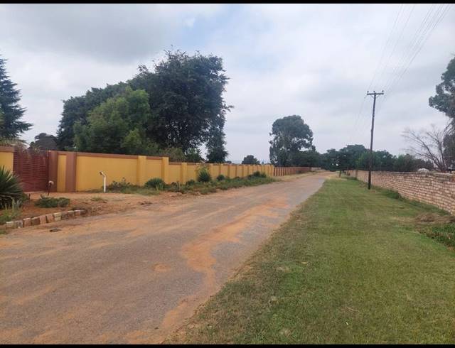 8 BEDROOM HOUSE FOR SALE IN RANDFONTEIN SOUTH